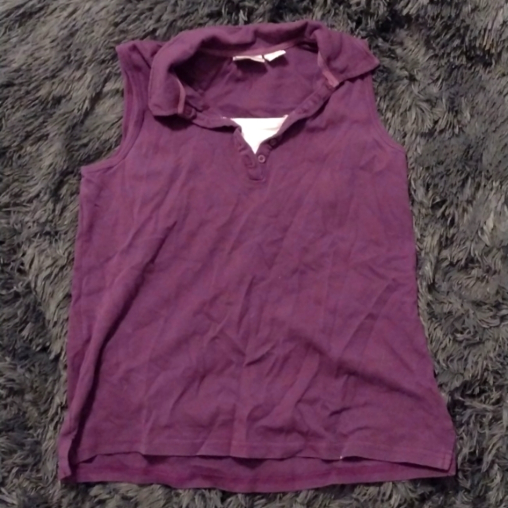 Short sleeve purple top